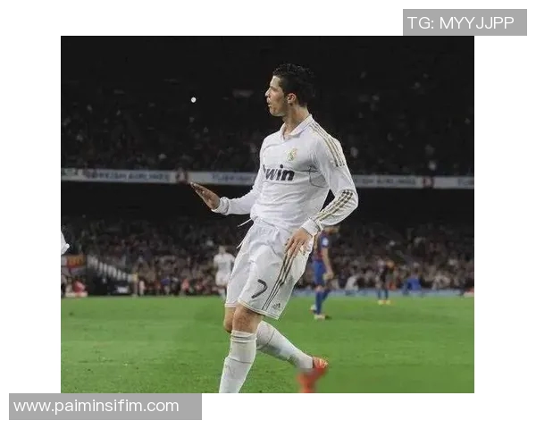 盘点世界足坛巨星风采聚焦经典瞬间与传奇时刻